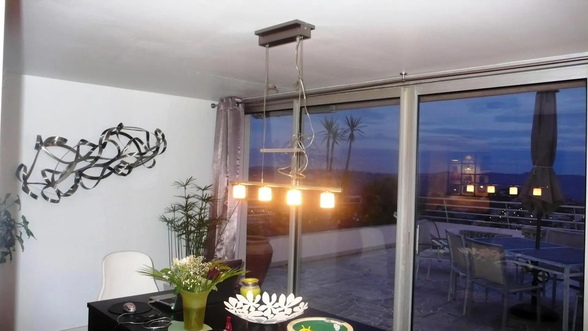 Homestay Nuit Dans Superbe Toit Terrasse Apartment Grasse